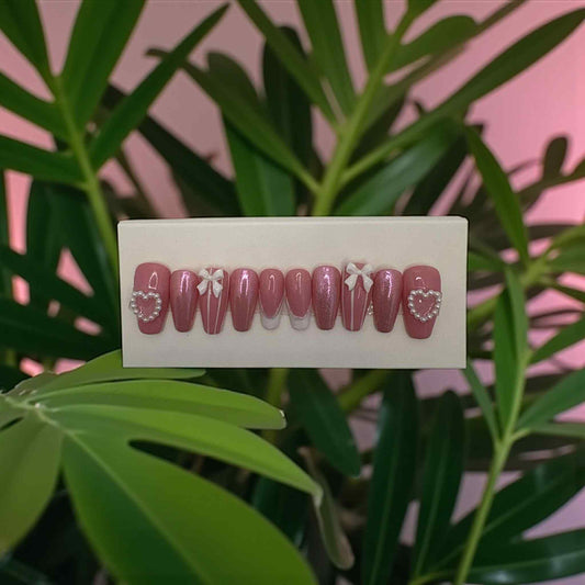 Lovestruck Press on nails