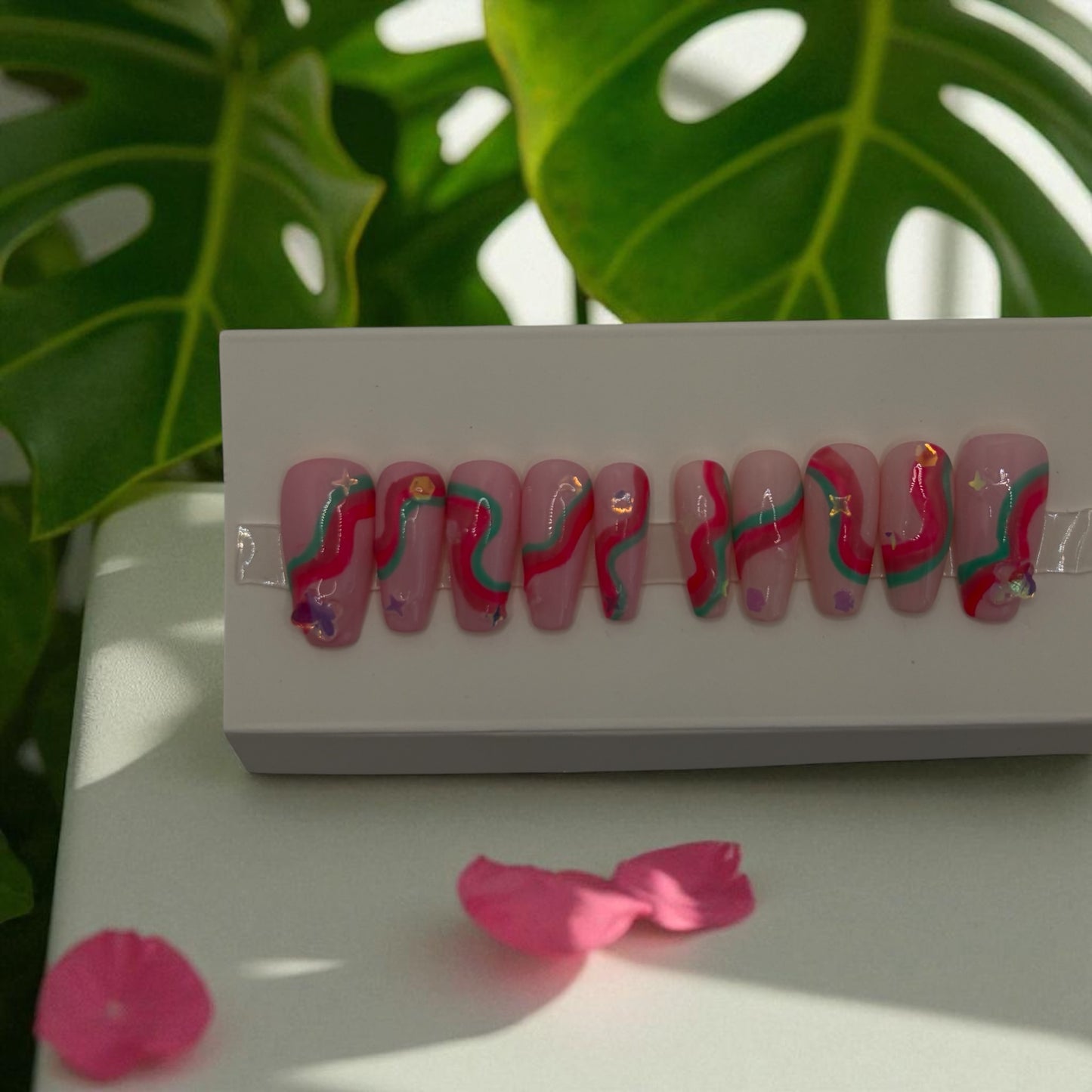 Wavyy Press on Nails